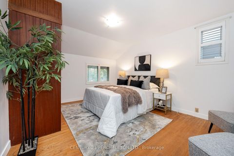 Photo 23 at 24 Dogwood Crescent, Bendale, Toronto