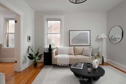 Photo 3 at 33 Atlas Avenue, Cedarvale, Toronto