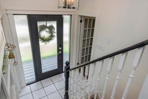 Photo 3 at 19 Highcroft Road, Allandale Heights, Barrie