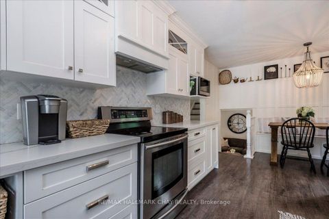 Photo 11 at 19 Highcroft Road, Allandale Heights, Barrie