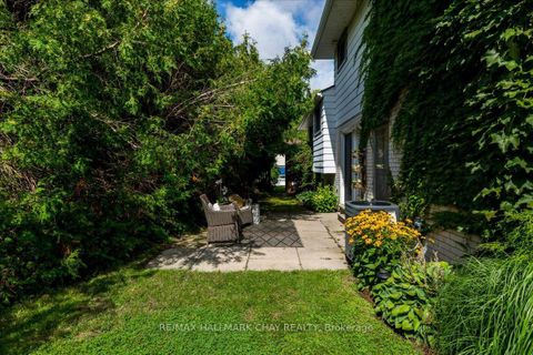 Photo 33 at 19 Highcroft Road, Allandale Heights, Barrie