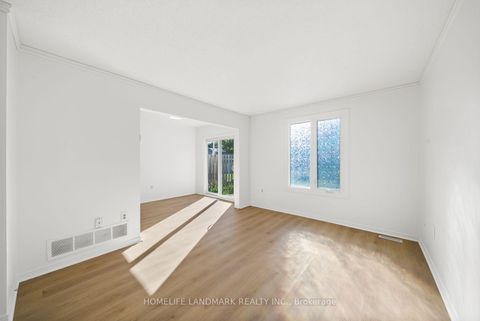 Photo 3 at 39 D'ambrosio Drive, Painswick North, Barrie