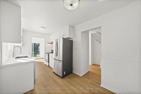 Photo 11 at 39 D'ambrosio Drive, Painswick North, Barrie