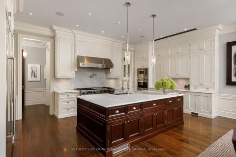 Photo 8 at 29 Edgehill Road, Humber Valley, Toronto