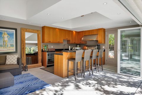 Photo 41 at 29 Edgehill Road, Humber Valley, Toronto