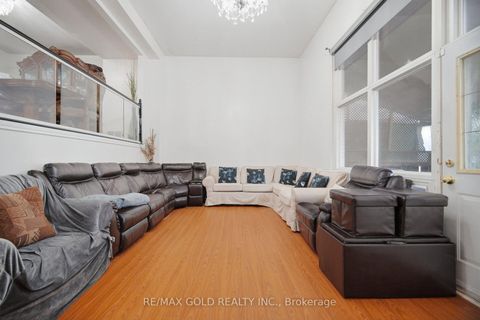 Photo 4 at 83 Clarion Road, Richview, Toronto