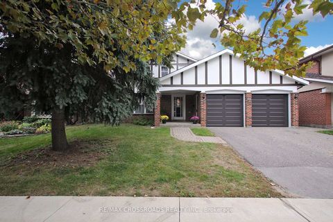 Photo 1 at 57 Kimberdale Crescent, L'Amoreaux, Toronto