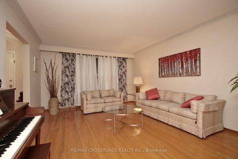 Photo 6 at 57 Kimberdale Crescent, L'Amoreaux, Toronto