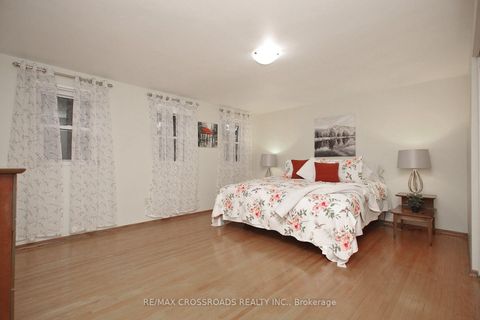 Photo 16 at 57 Kimberdale Crescent, L'Amoreaux, Toronto