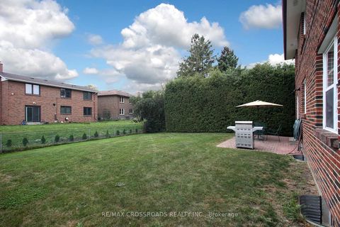 Photo 28 at 57 Kimberdale Crescent, L'Amoreaux, Toronto
