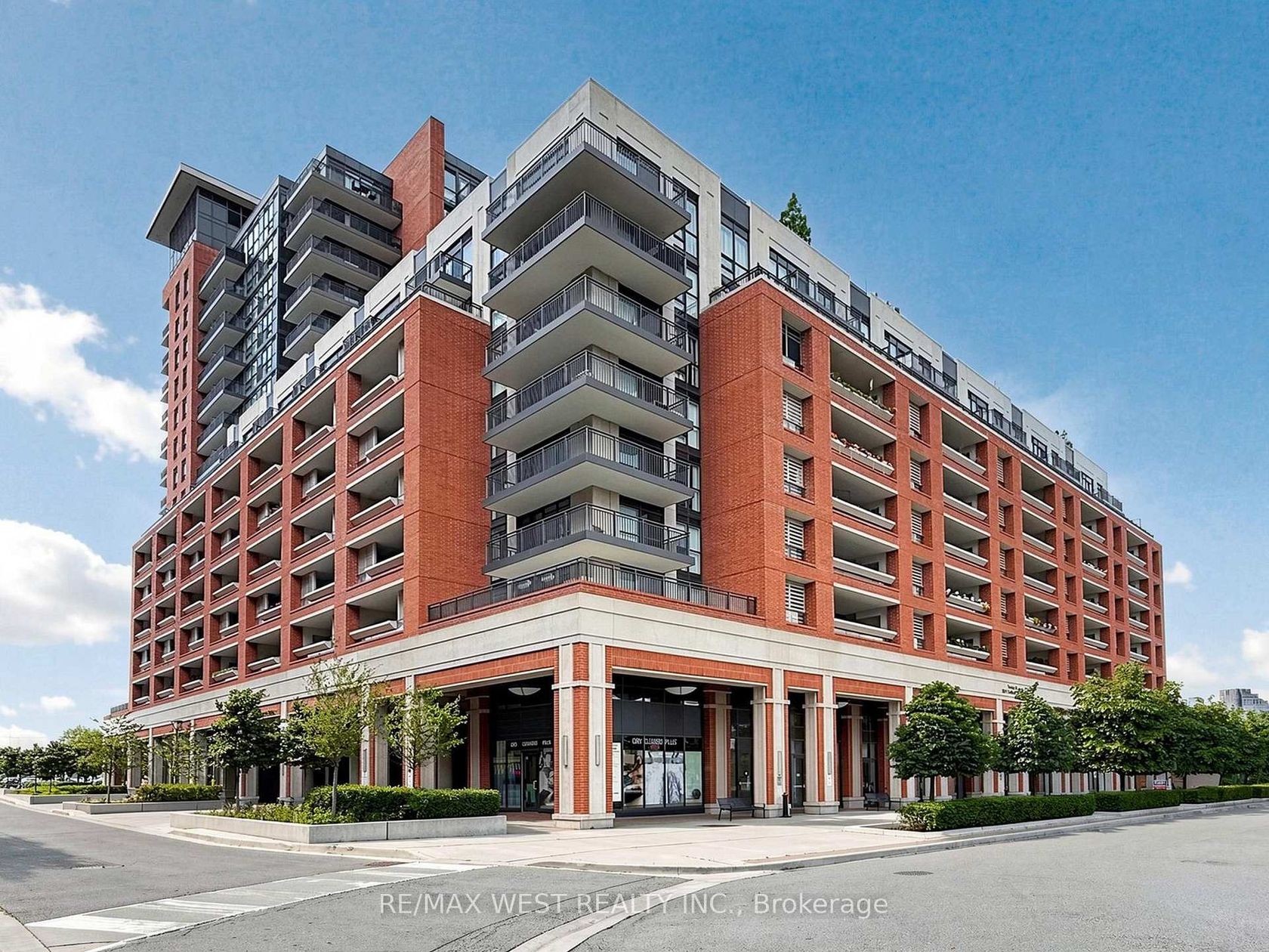 608 - 3091 Dufferin Street, Glen Park, Toronto 