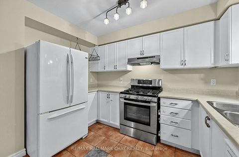 Photo 7 at 87 McVeigh Drive, Northwest, Barrie