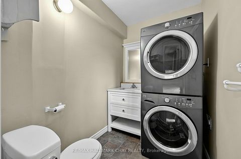Photo 10 at 87 McVeigh Drive, Northwest, Barrie