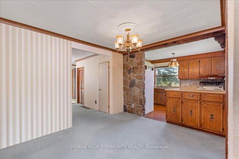 Photo 13 at 48 Isle Vista Drive, Virginia, Georgina