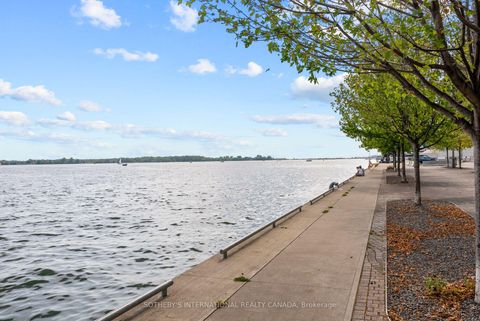 Photo 35 at TH 114 - 29 Queens Quay E, Waterfront Communities C8, Toronto