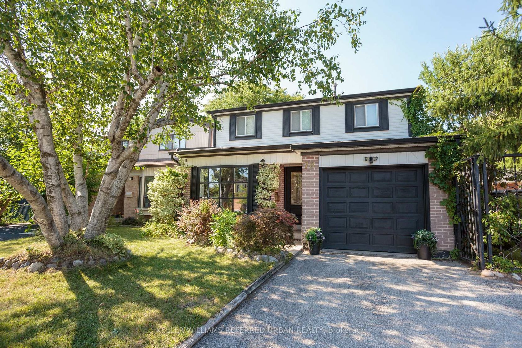 78 Springhead Gardens, North Richvale, Richmond Hill photo number 2