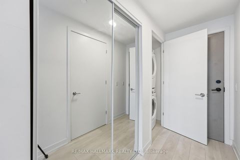 Photo 5 at 1306 - 130 River Street, Regent Park, Toronto