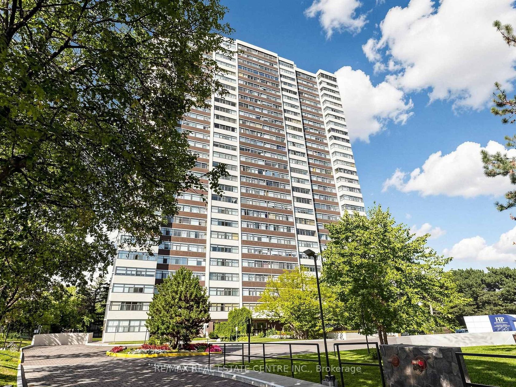 207 - 100 Antibes Drive, Branson, Toronto 