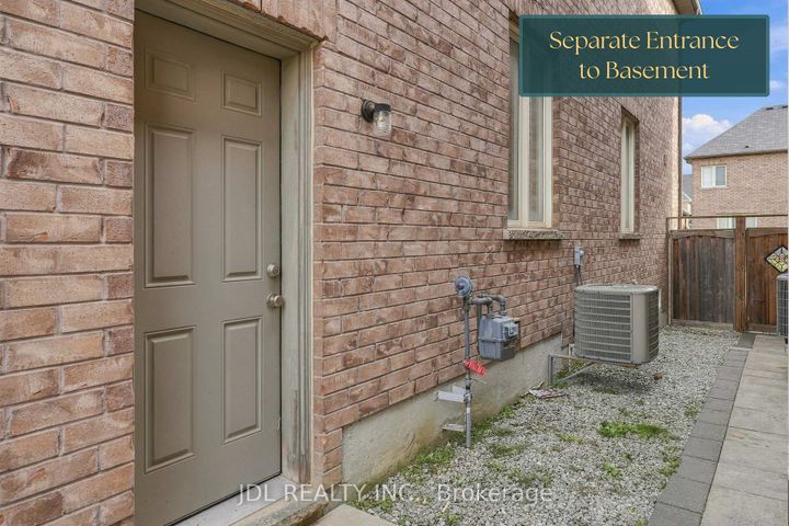Photo 7 at 15 Beacon Point Street, Wismer, Markham