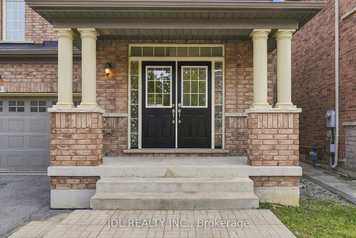 Photo 8 at 15 Beacon Point Street, Wismer, Markham