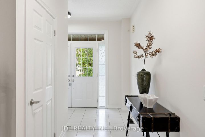 Photo 12 at 15 Beacon Point Street, Wismer, Markham