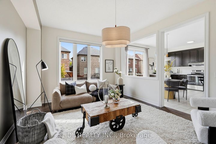 Photo 18 at 15 Beacon Point Street, Wismer, Markham