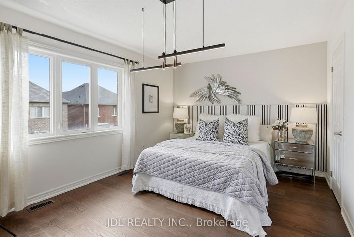 Photo 27 at 15 Beacon Point Street, Wismer, Markham
