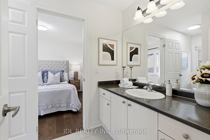 Photo 37 at 15 Beacon Point Street, Wismer, Markham