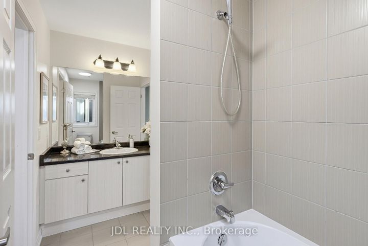 Photo 38 at 15 Beacon Point Street, Wismer, Markham