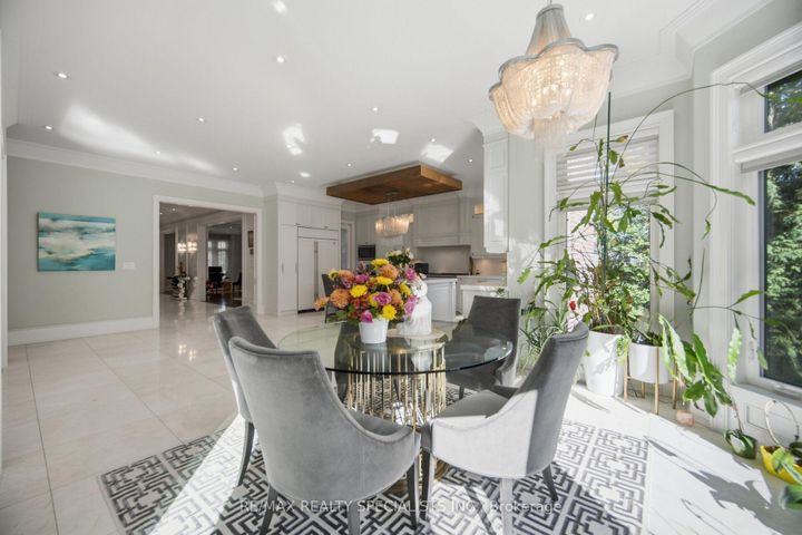 Photo 13 at 154 Burbank Drive, Bayview Village, Toronto