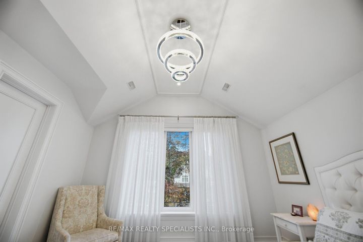 Photo 33 at 154 Burbank Drive, Bayview Village, Toronto