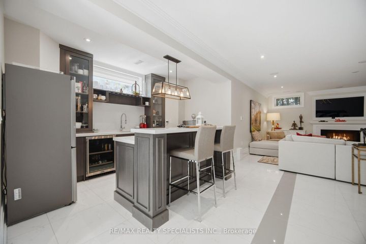 Photo 40 at 154 Burbank Drive, Bayview Village, Toronto