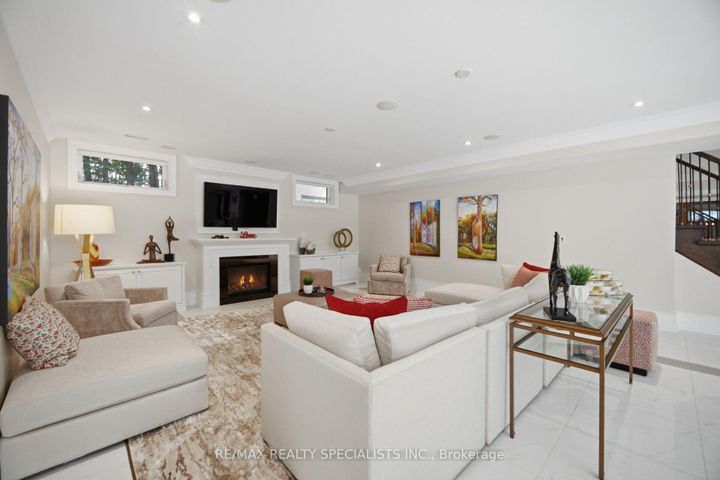 Photo 41 at 154 Burbank Drive, Bayview Village, Toronto