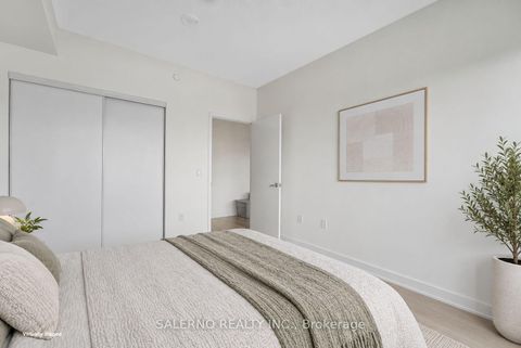 Photo 12 at 322 - 859 The Queensway, Queensway, Toronto