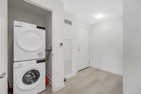 Photo 16 at 322 - 859 The Queensway, Queensway, Toronto
