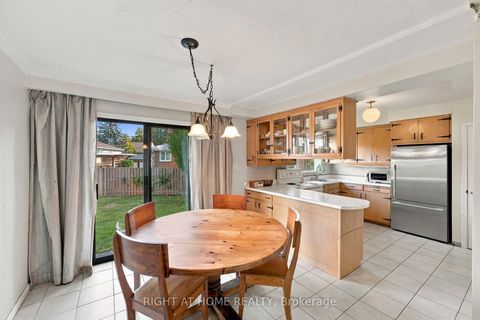 Photo 13 at 9 Appledale Road, Rosethorn, Toronto