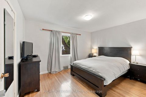 Photo 16 at 9 Appledale Road, Rosethorn, Toronto