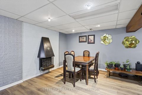 Photo 22 at 27 Oakmeadow Boulevard, Morningside, Toronto
