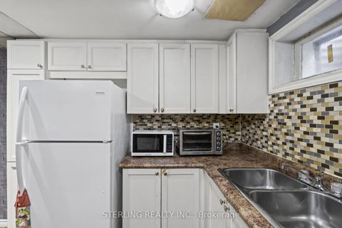 Photo 26 at 27 Oakmeadow Boulevard, Morningside, Toronto