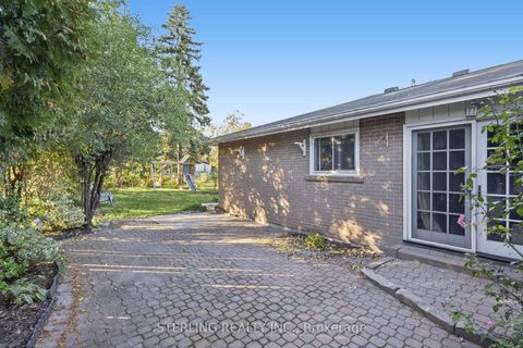 Photo 36 at 27 Oakmeadow Boulevard, Morningside, Toronto