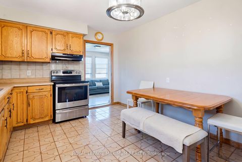 Photo 7 at 84 Gilley Road, CFB, Toronto