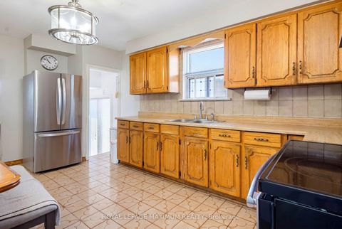 Photo 8 at 84 Gilley Road, CFB, Toronto