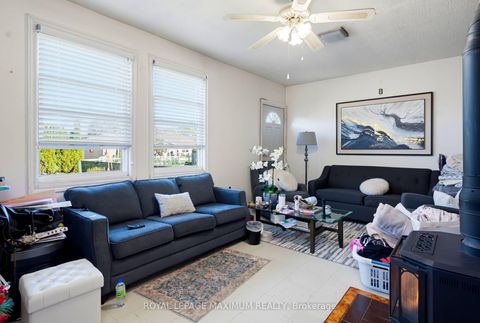 Photo 9 at 84 Gilley Road, CFB, Toronto