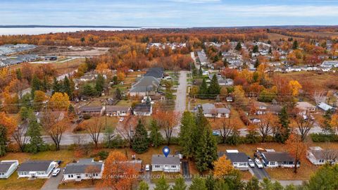 Photo 13 at 15 Cherrywood Lane, Rural Innisfil, Innisfil