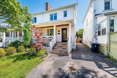 Photo 2 at 59 Fifth Street, New Toronto, Toronto