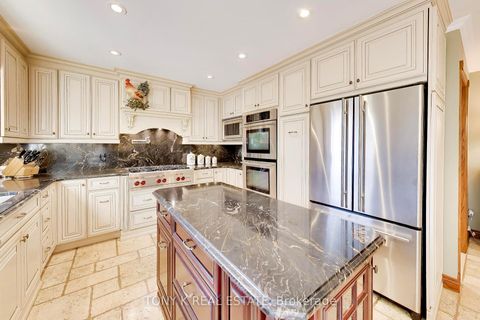Photo 7 at 79 Bennett Road, West Hill, Toronto