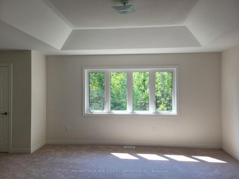 Photo 9 at 147 Dovedale Drive, Keswick South, Georgina