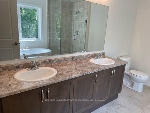Photo 11 at 147 Dovedale Drive, Keswick South, Georgina