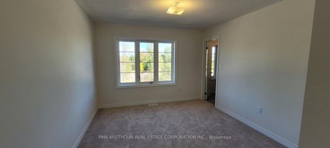Photo 15 at 147 Dovedale Drive, Keswick South, Georgina