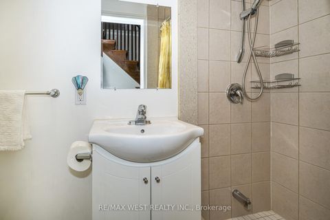 Photo 8 at 257 Delaware Avenue, Junction, Toronto